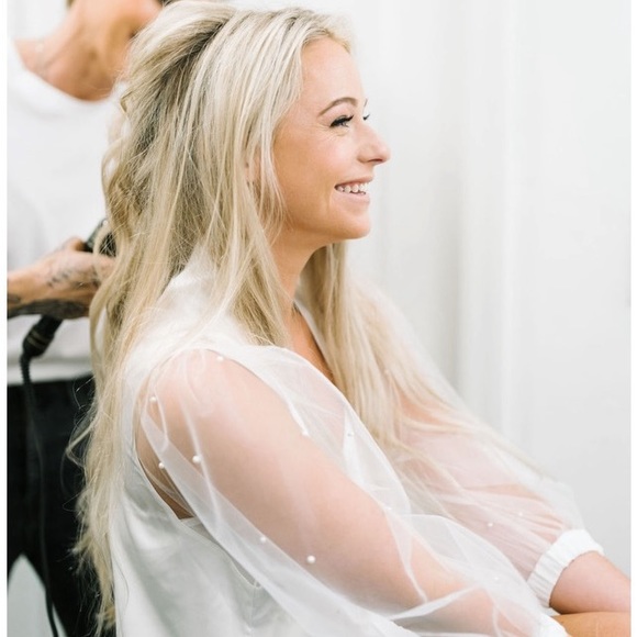 Pearl Wedding Robe - Picture 2 of 8